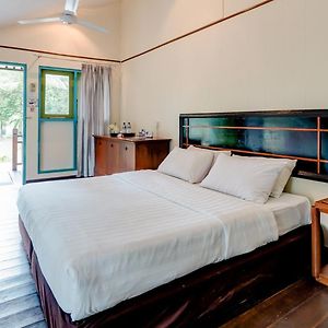 Cabana Queen Room
